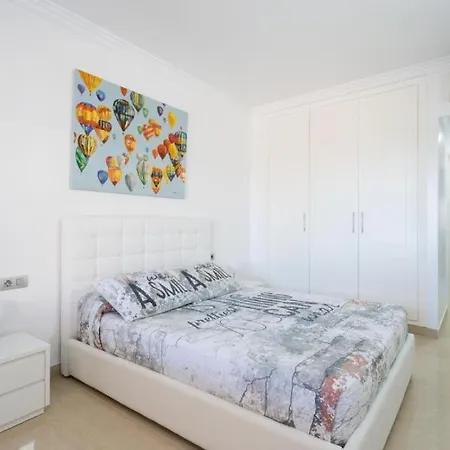 Апартаменты Deluxe Apt. 110qm+terrasse 60qm Pool Wifi Golf Yachthafen Сан Мигель